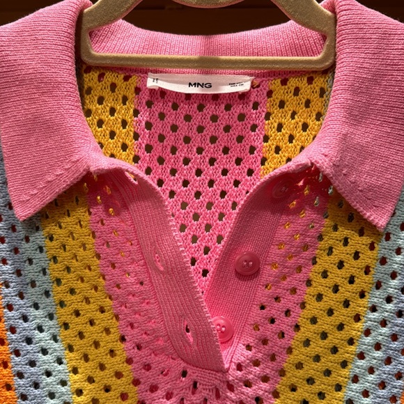 Crochet collard polo shirt. Pink buttons multi color knit - Picture 2 of 10